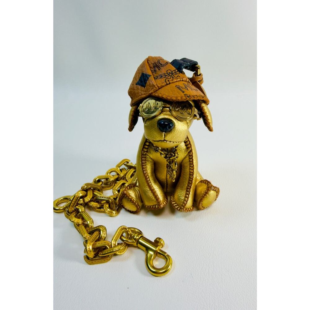 MCM Metallic Gold Dog Charm Key Ring Hiphop Visetos Hat Sunglasses Chain Rare - Picture 9 of 9